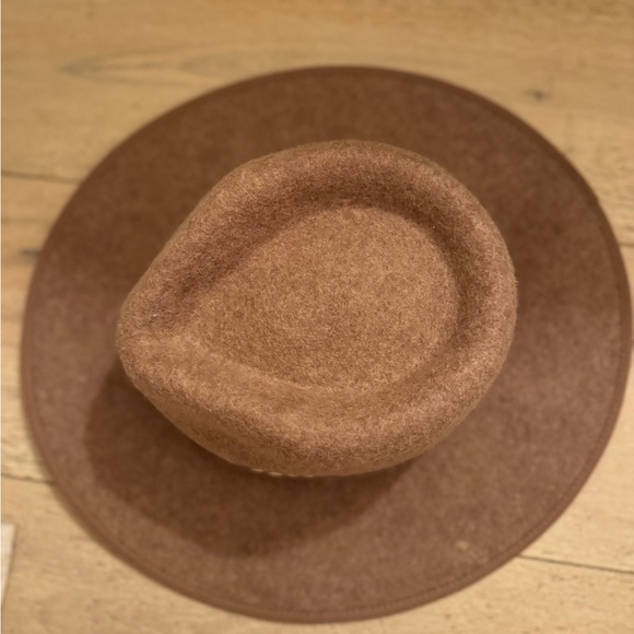 Treasure and Bond Hat - Never been worn - Picture 4 of 4